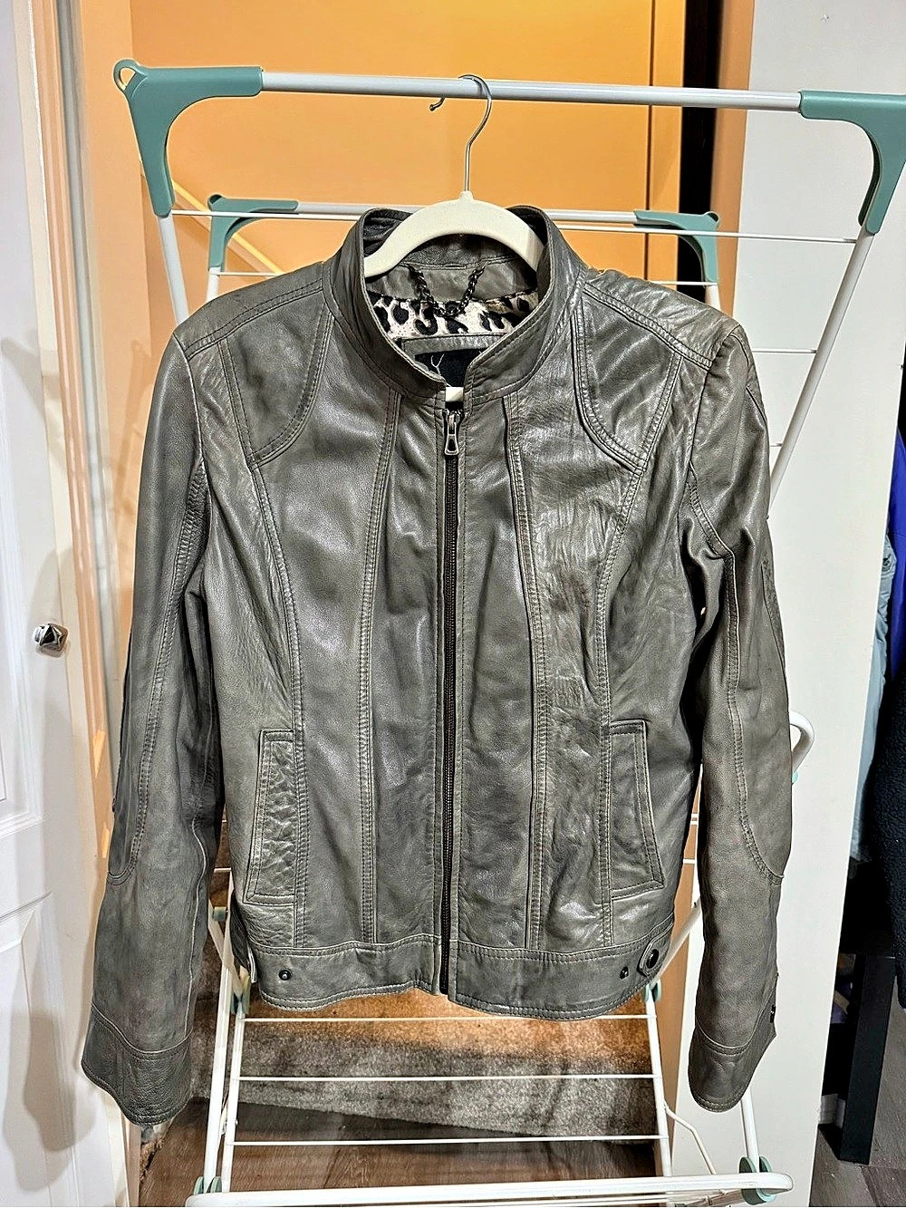 BOD & CHRISTENSEN Leather Moto Jacket in Gray Size Medium